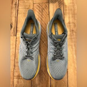 HOKA M Clifton 8 (1119393 GBMS) Goblin Blue Mountain Spring Men Size 13D.
